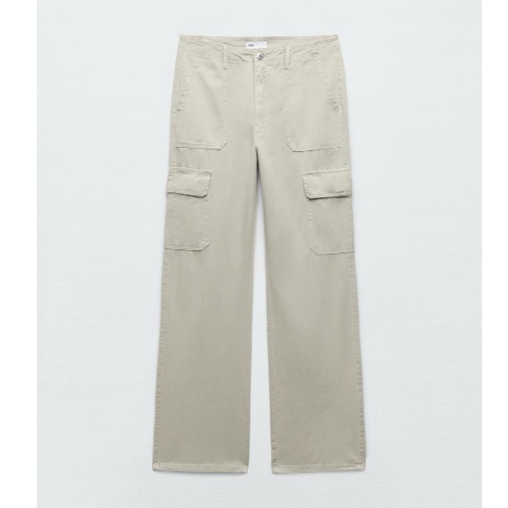Zara High rise STRAIGHT CARGO PANTS. 27 (US 4).